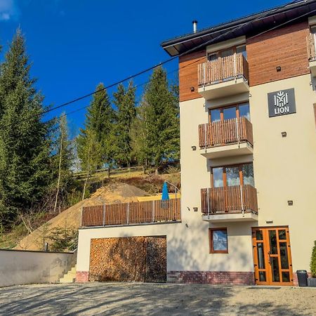 Lion Hotel Bukovel Exterior photo